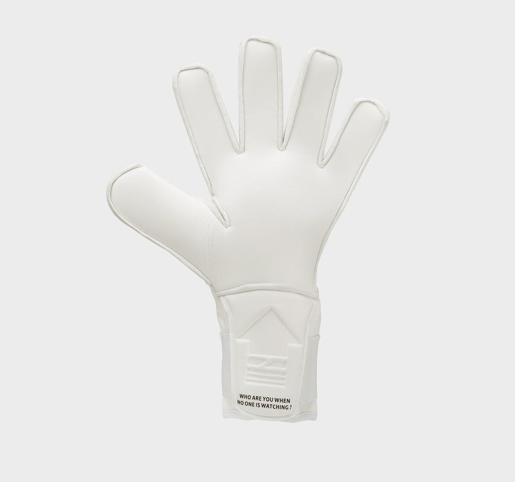 Cut #3 - Flat Palm - White/Black